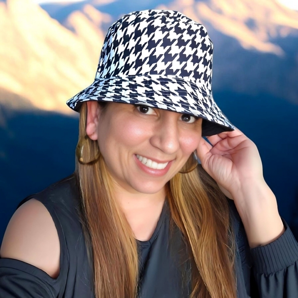 Reversible Houndstooth & Black Y2K Bucket Hat | Lightweight Foldable Sun Hat